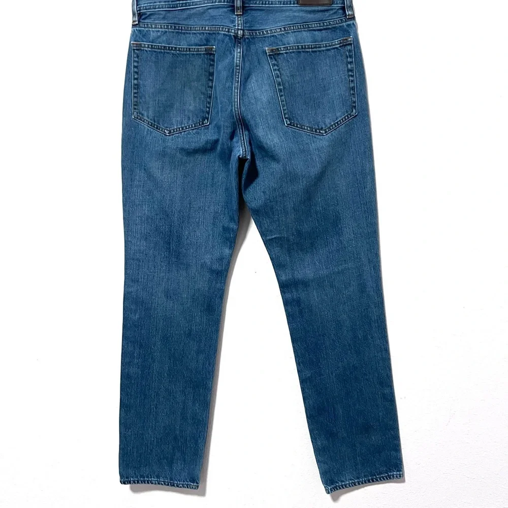 J. Crew The Sutton Blue Straight Jeans Classic‎ Style 31x32